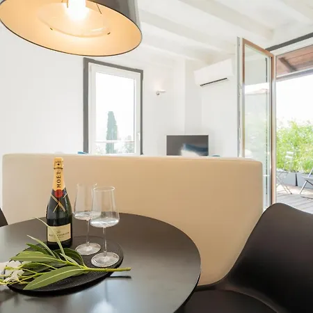 Apartamento P Terrace - View By Rent *